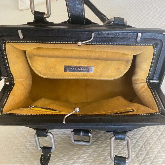 Vintage Marc Jacobs leather bag - Picture 3 of 3